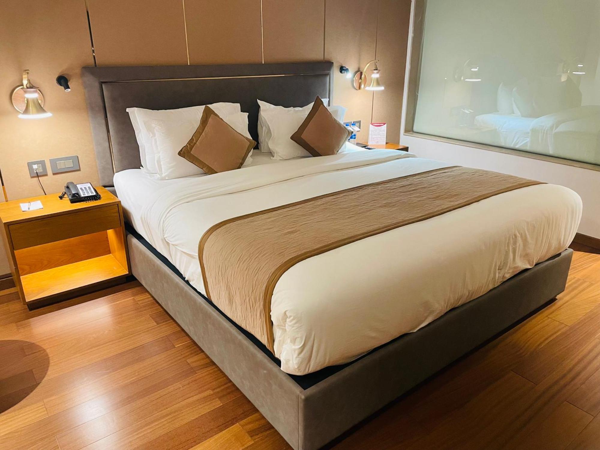 Hotel Pride 4*